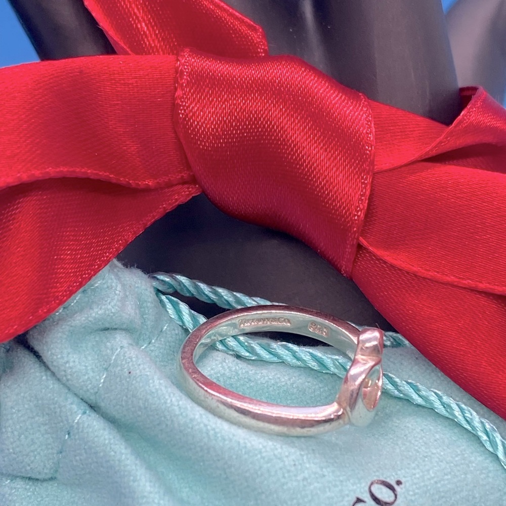 TIFFANY & CO PALOMA PICASSO LOVING  HEART RING - Picture 4 of 5